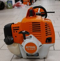 Decespugliatore Stihl FS 235 R con accessori - usato -